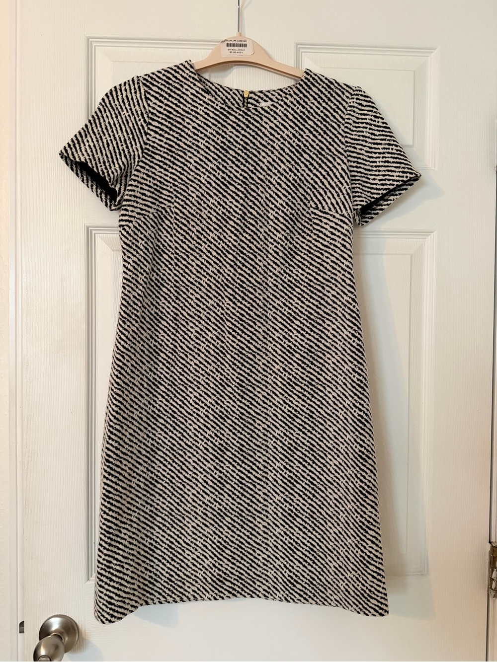 Calvin Klein Black & Ivory Textured Stripe Shift Dress | Size 6